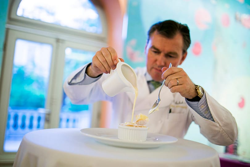 Mörwald világa és az igazi bécsi rántott csirke - recept
