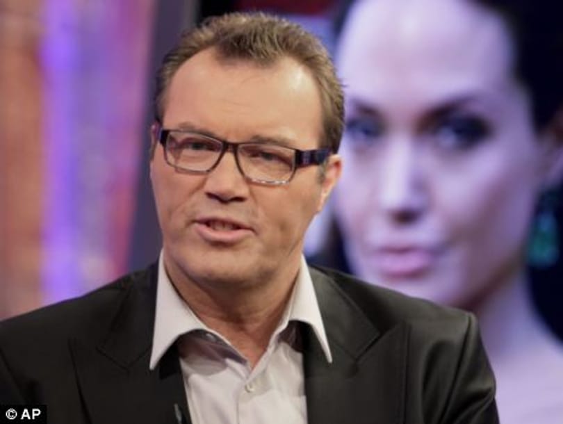 A gonosz boszorka és az arcátlan biográfus - Angelina Jolie titoknyitója