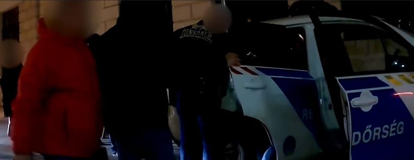 Százmilliót követelt egy pécsi zsaroló, egy pesti cukrászdában rendőrök várták – videó
