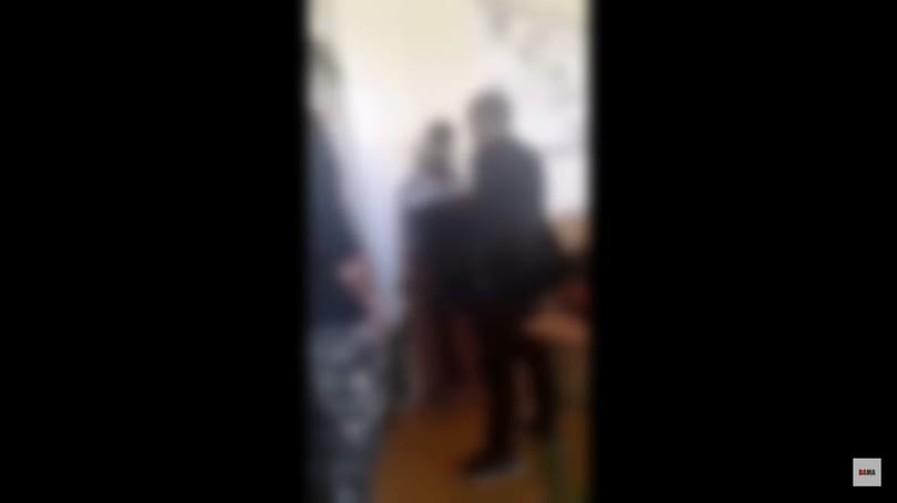 Videóra vették, ahogy megvernek egy diákot a társai egy szigetvári középiskolában