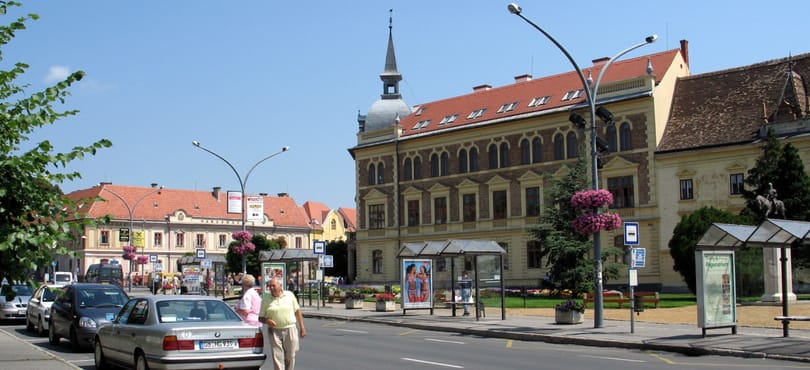 Sajátos nevelés egy keszthelyi gimnáziumban: nyilvános bocsánatkérésre köteleztek diákokat és egy tanárt egy műsor miatt