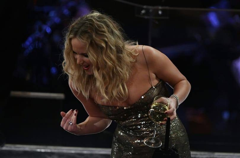 Jennifer Lawrence férjhez ment