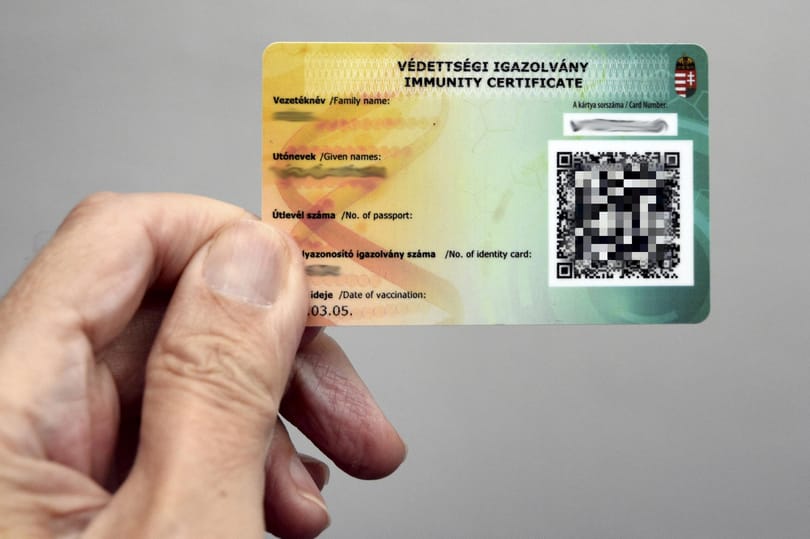 Négy védettségi igazolványt is kapott egy zuglói nő, de mindegyik érvénytelen
