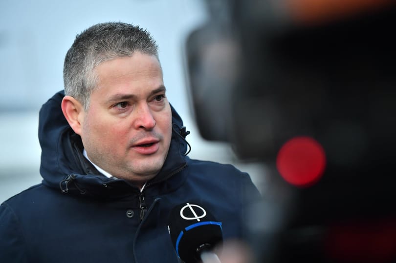 Úgy kért bocsánatot hazugsága miatt Budapest főispánja, hogy megint nem sikerült igazat írnia