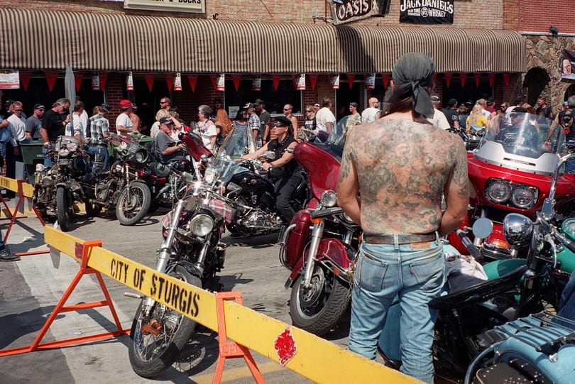 250 ezres motorostalálkozó kezdődik ma Amerikában, a járvány közepén