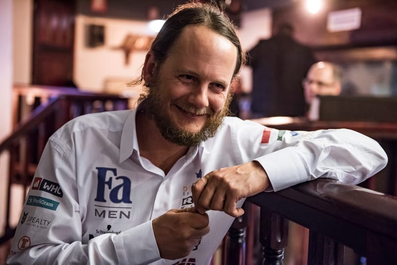 „A természet pillanatok alatt levizsgáztatja az embert” – Rakonczay Gábor és Vámos Nóra síléceken keltek át Grönlandon