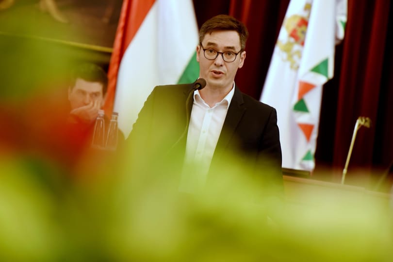 Orbánt és Karácsonyt szinte ugyanannyian kedvelik