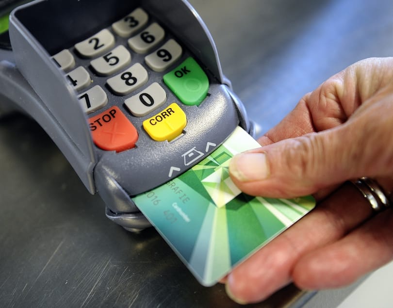Még egy évig lehet pályázni a kártyaelfogadó terminálokra