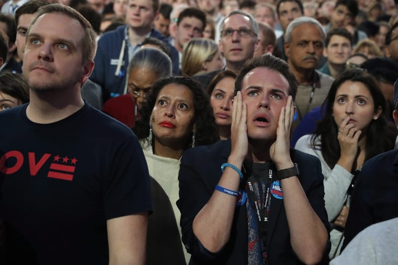 Hillary Clinton is 200 elektor fölé ment, de Trump is továbblépett