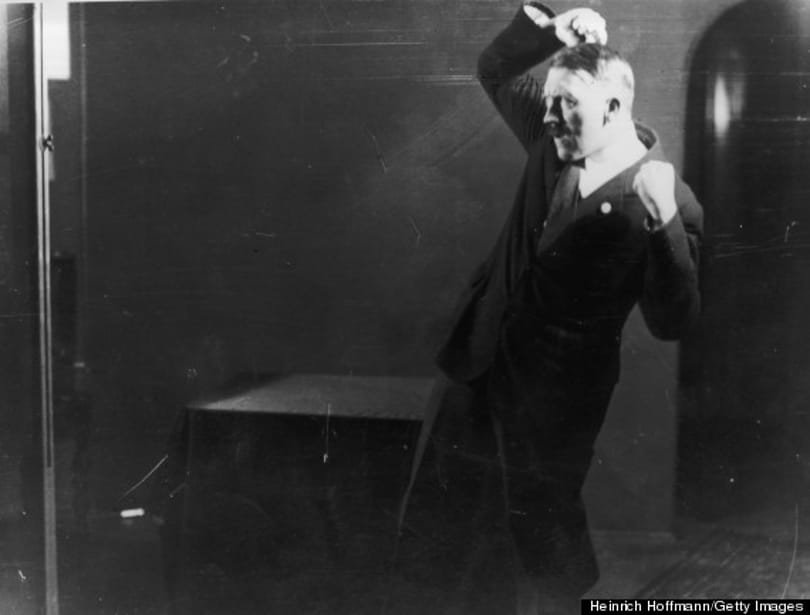 Így gyakorolt Hitler - majdnem megsemmisült fotók