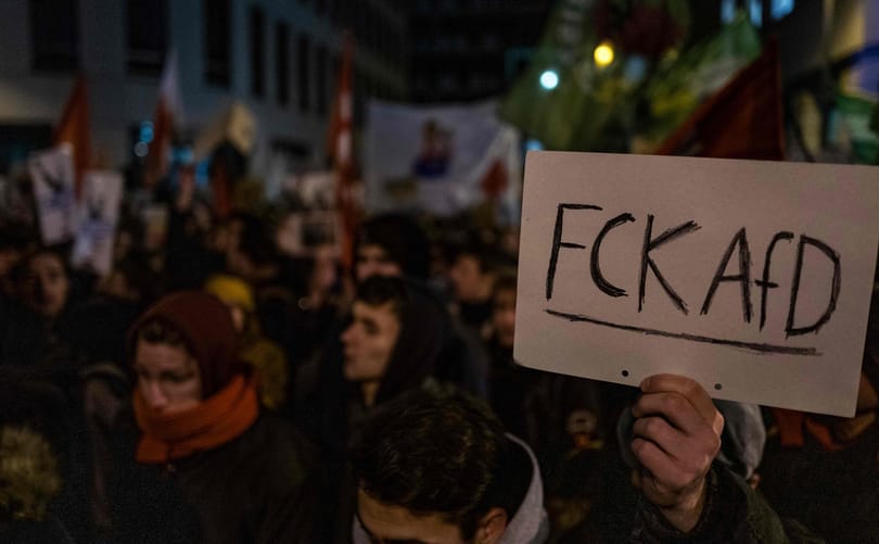 A szociáldemokraták nyertek, a szélsőjobb nagyot bukott a hamburgi választásokon