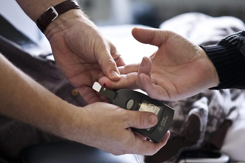 Klinikai pontosságú vércukormérés, akár otthon is