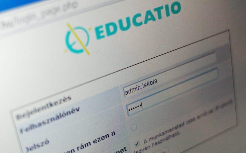 Akadozik és drága az új iskolai szuperszoftver