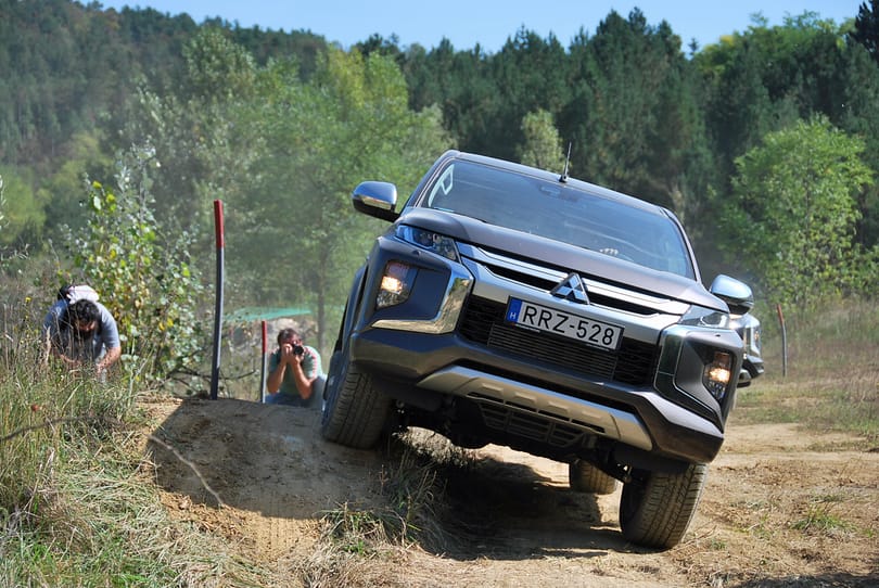 Mitsubishi L200 bemutató: a hagyomány kötelez