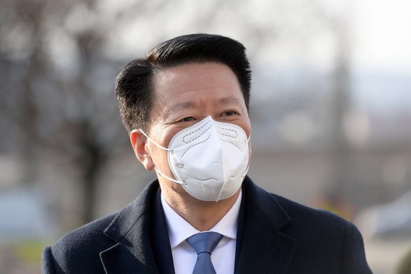 A Fudan Egyetemről és a Sinopharm vakcináról is beszélt Kína budapesti nagykövete