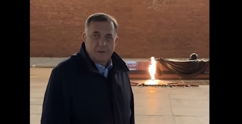 Moszkvában bukkant fel Orbán szövetségese, a hazájában körözött Milorad Dodik – videó