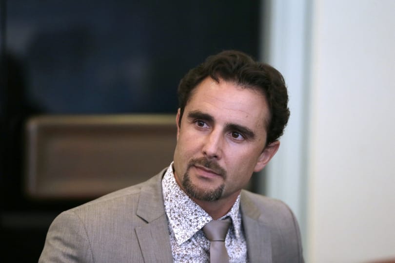 Ő a bankrendszer Edward Snowdene