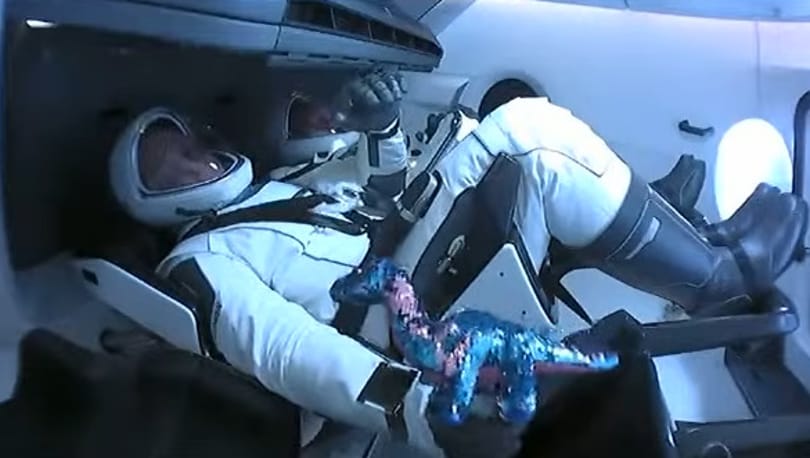 Négy civilt vihet a világűrbe a SpaceX, még idén elstartolna velük a Crew Dragon