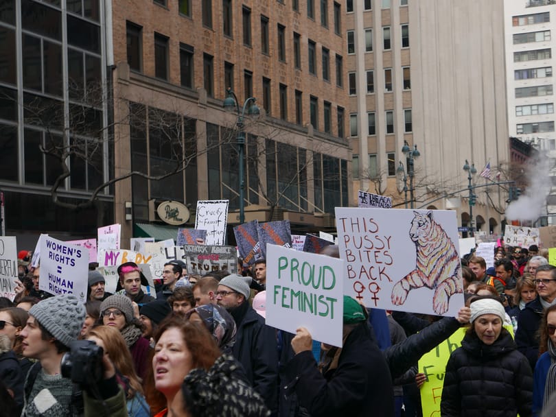 A bíróságok sorra söprik le Trump rendeletét, az emberek tüntetnek