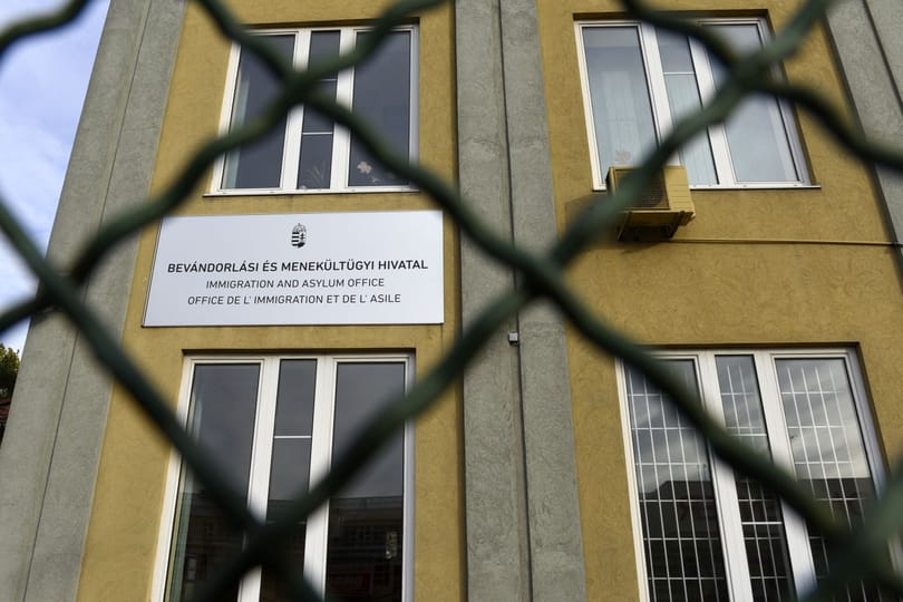 Miniszteri biztos lesz a Menekültügyi Hivatal eddigi vezetője