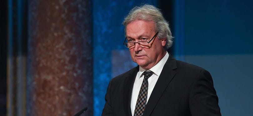 Freund Tamás az MTA-tól elvett kutatóintézetek visszaszerzéséről: „Ez már egy veszett fejsze nyele”