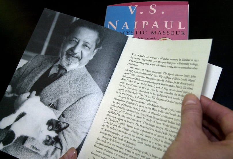 Elhunyt Naipaul, az elveszett identitások irodalmi Nobel-díjasa