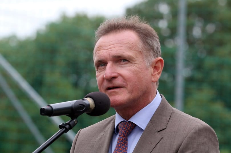 Wáberer György egymilliárdos alapítvánnyal segíti a szegény családokat