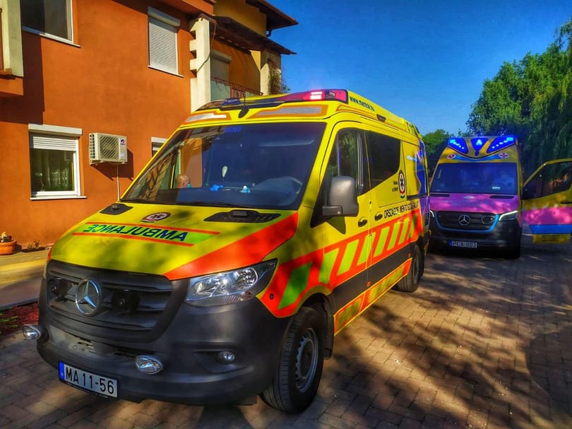 Elindultak a kórházba szülni, de csak a szomszédig jutottak