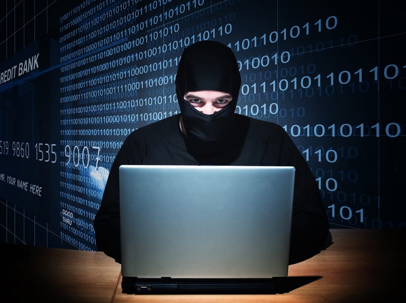Csőbe húzták a magyar hackert