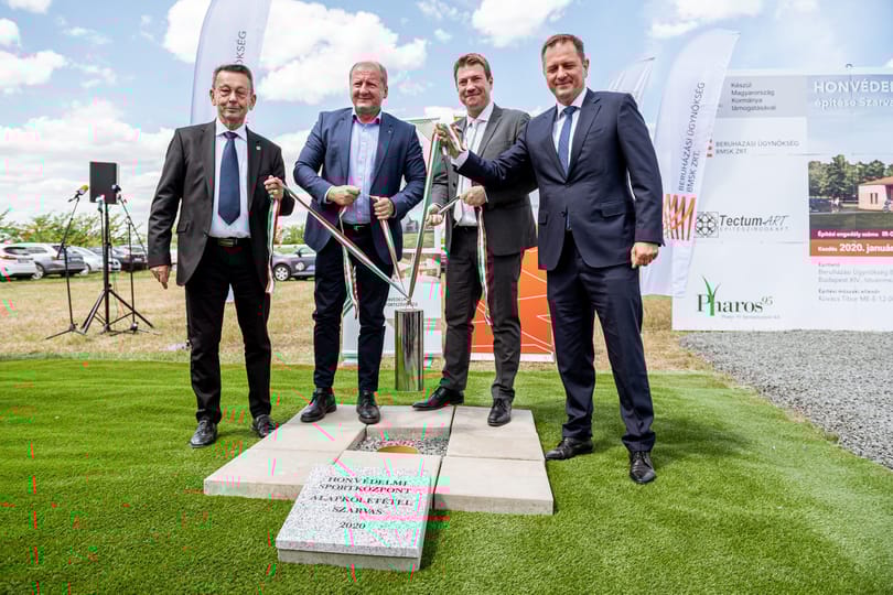 0, azaz nulla honvédelmi sportközpont készült el, a haverok viszont jól jártak