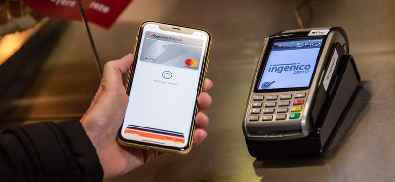 Megnyitja az iPhone-ok pénztárcáját az Apple, már csak az EU áldása kell hozzá