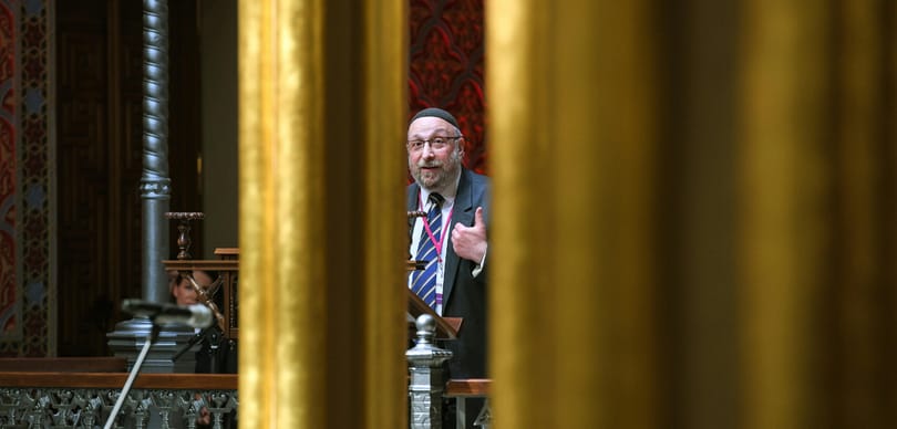 Frölich főrabbi üzent a Pride-ot tiltó Orbánnak: A zsidó és a keresztény morál sarokköve a szabadság