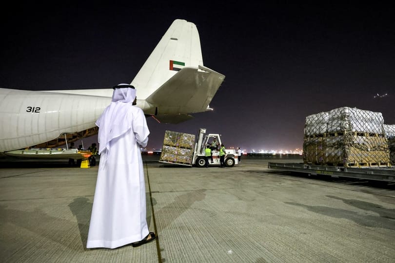 Átköltöztetik a dubaji nemzetközi repülőteret