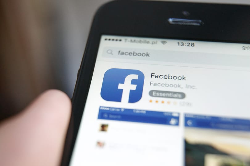Egyre inkább a Facebookról tájékozódunk