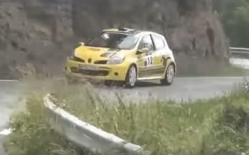 Videó: amikor nyuszika beszáll a raliba