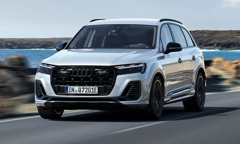 Újabb zöld rendszámos 6 hengeres hatalmas SUV az Auditól