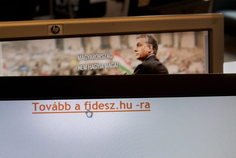 Az internet nem felejt: alig fogja elhinni, hogy mi volt a vezető hír a Fidesz címlapján pontosan 10 éve