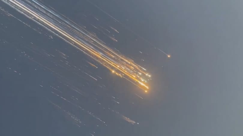 Ingatlanokban is kárt okoztak a felrobbant Starship űrhajó aláhulló darabjai