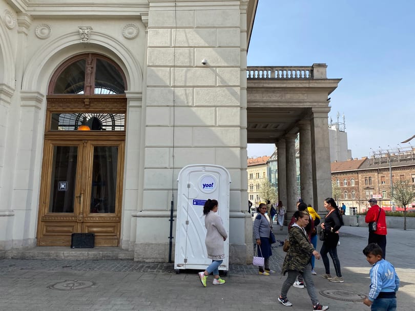 NBC: Tömegével mennek Budapestről vissza Ukrajnába a menekültek