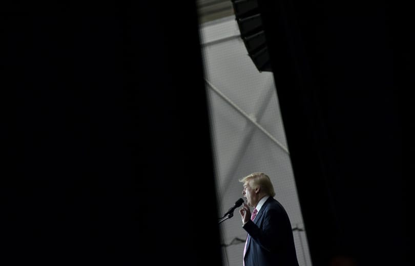 CNN: Putyinék súlyos kompromittáló anyaggal tartják a kezükben Trumpot