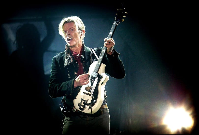 Itt egy fontos hír az összes Bowie-rajongónak
