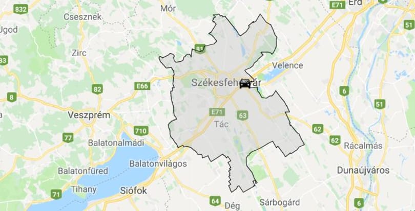 Hármas karambol miatt áll az M7-es Székesfehérvárnál