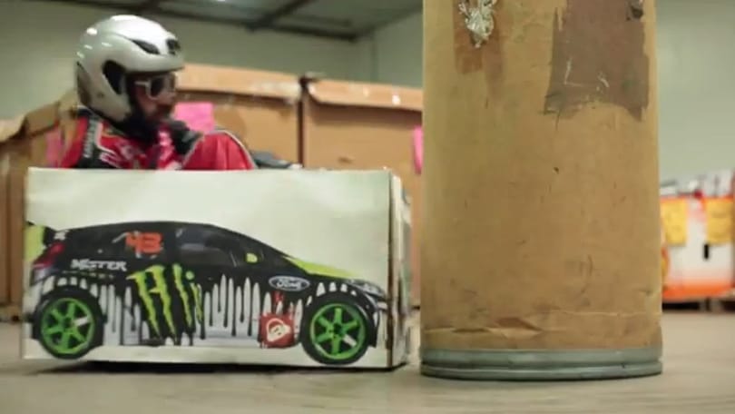 Videó: banános dobozban is lehetsz Ken Block