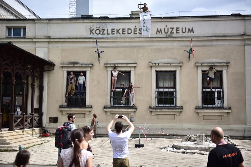 Baán Lászlóék feljelentik a ligetvédőt verő biztonsági emberüket