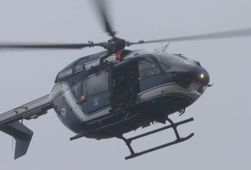 A brókerbotrányok miatt csúszhat tovább a helikoptertender