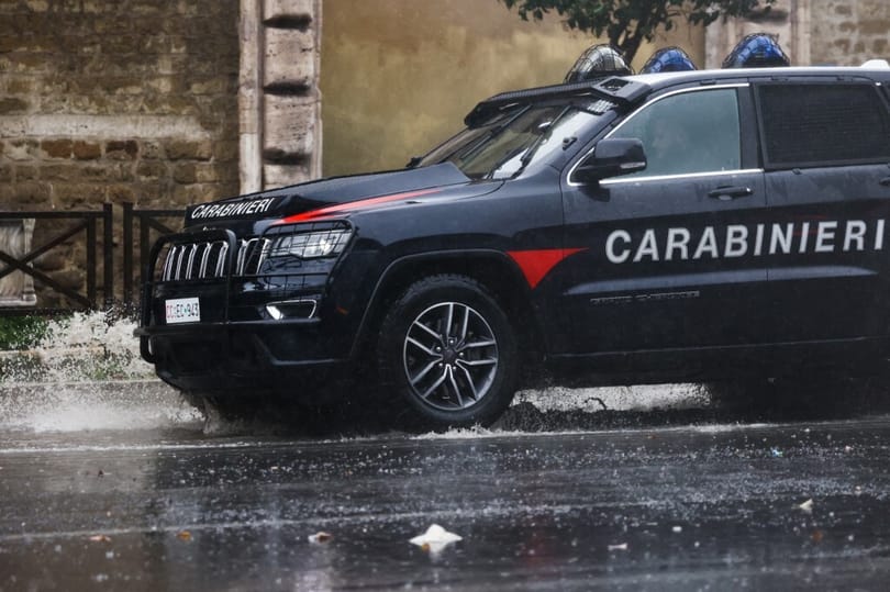 Lefejezte testvérét egy olasz férfi, majd kidobta a fejét az erkélyről