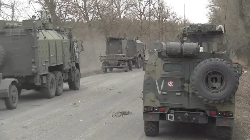 Brit hírszerzés: huszonöt kilométerre van Kijev központjától az orosz erők nagyja