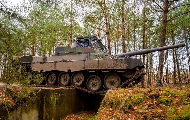 Újabb Leopard 2-es harckocsikat indított útnak Ukrajna felé Kanada