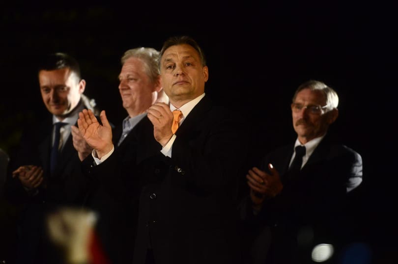 Videó: Orbán a pulpitusnak támaszkodva mondta el nagybeszédét