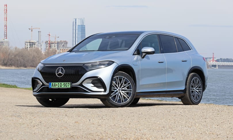 A tekintetünkből olvas a Mercedes 75 millió forintos villanyautója, teszten az EQS SUV